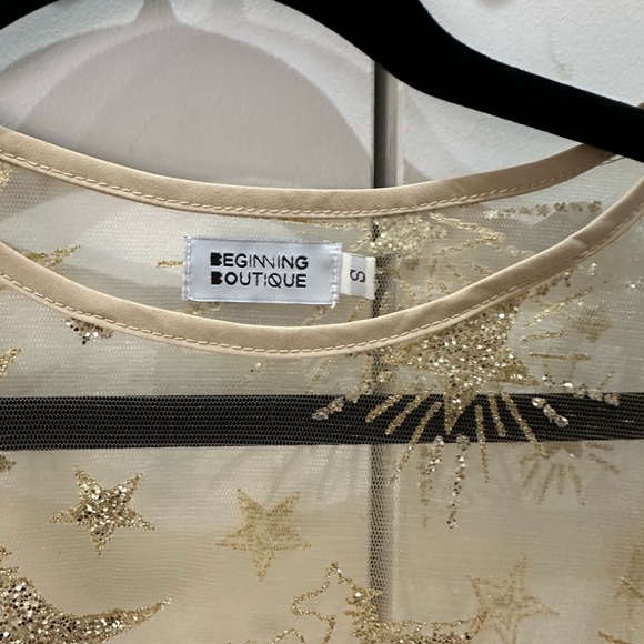 Field Day Mesh Dress Gold Glitter – Beginning Boutique - Picture 3 of 4